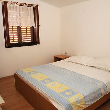 Apartmani Kovacic Murter Exteriör bild