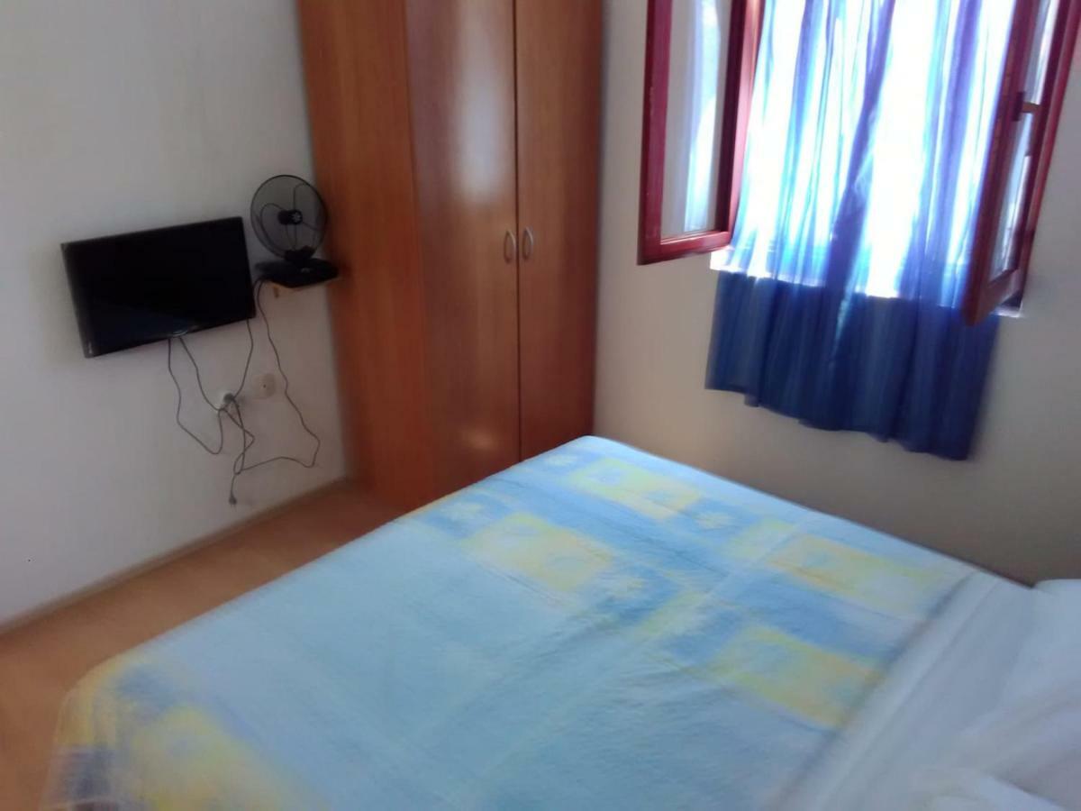 Apartmani Kovacic Murter Exteriör bild