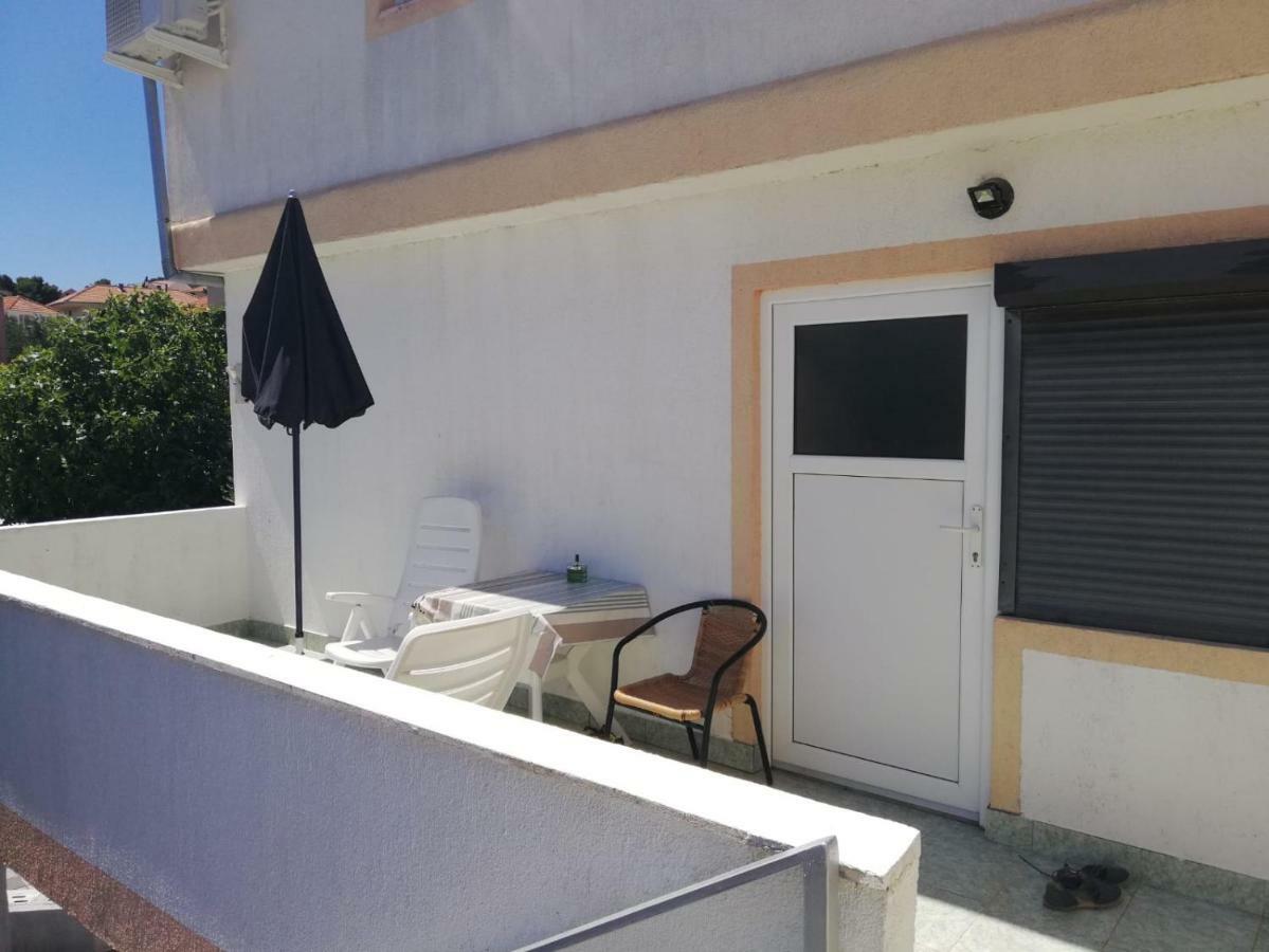 Apartmani Kovacic Murter Exteriör bild