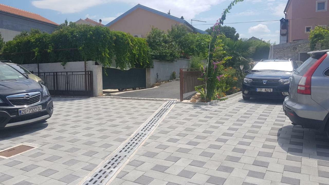 Apartmani Kovacic Murter Exteriör bild
